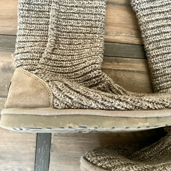UGG taupe knit button boots! - Picture 6 of 12